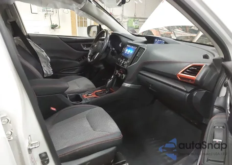 2020 Subaru Forester Sport из США, поврежденный, VIN JF2SKARC2LH425541